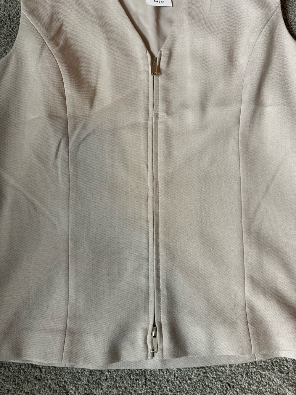 NWT Abercrombie Tailored Front Zip Vest Top | Quiet Luxury | Neutral Minimalist - Picture 5 of 12